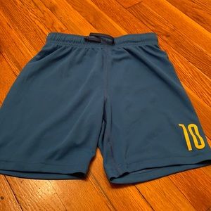 H&M boys sport short